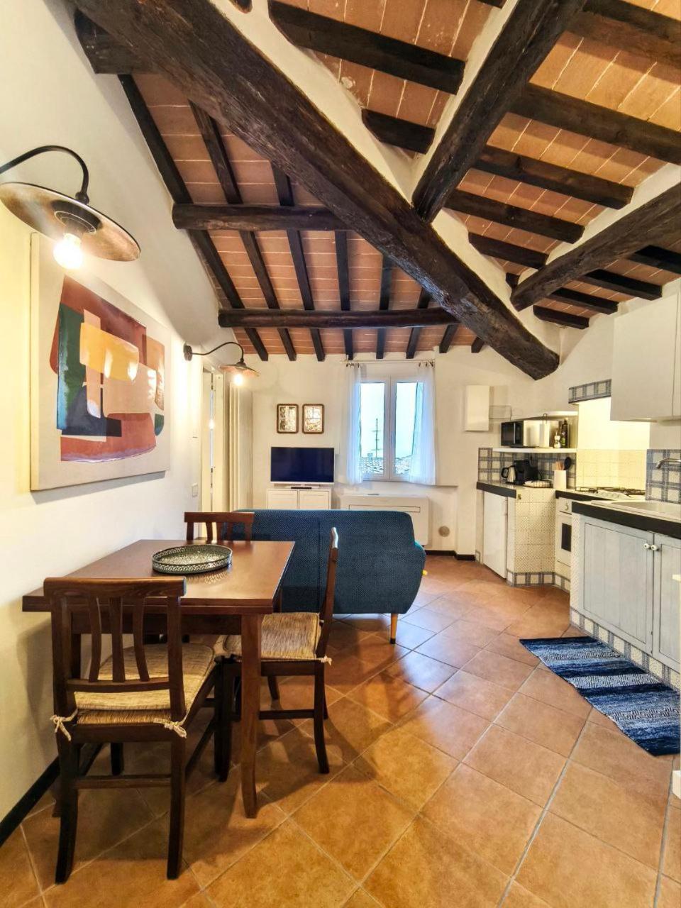 La Tana Del Priore Perugia Exterior foto